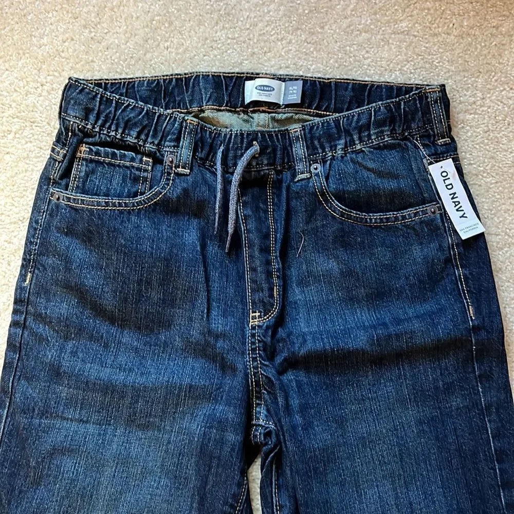 Old Navy cuffed boys size XL (14-16) Jean shorts.